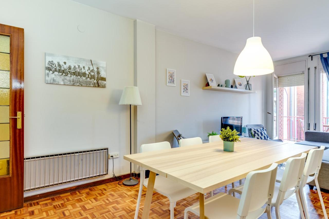 Spacious 4 Bedroom Fira Bcn & Camp Nou Appartamento Barcellona